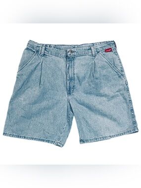 Women’s Vtg Wrangler Jean Mom Shorts Light Wash Denim Pleated Jorts Made USA 34”